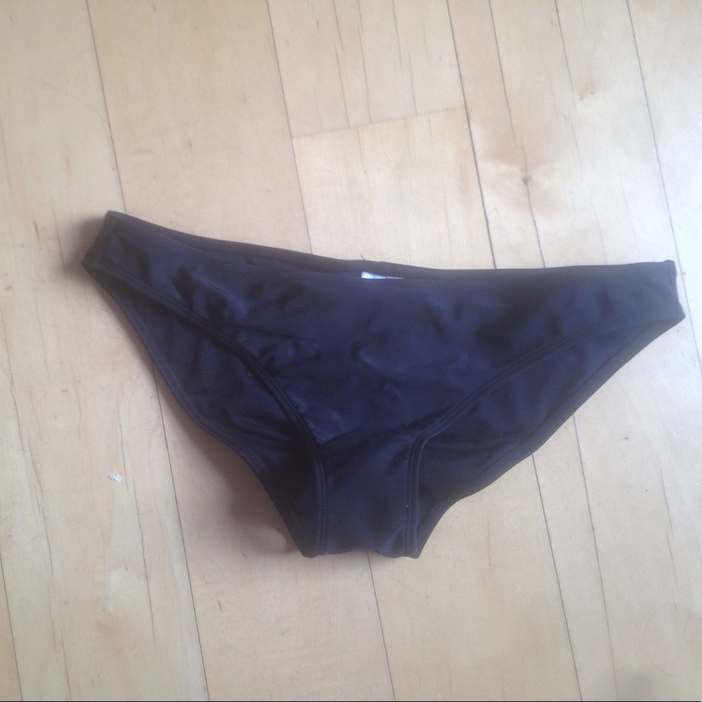 Bikini bottoms