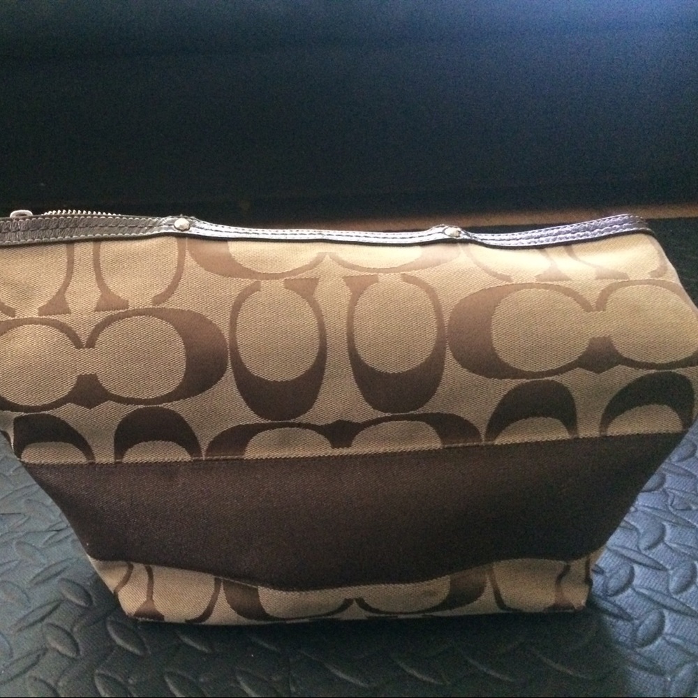 Coach shoulder purse
