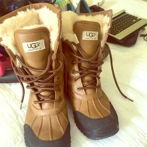 UGG Adirondack Boots. All weather women's