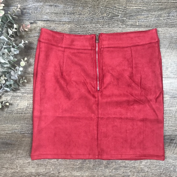 Suede High Waisted Skirt - Picture 3 of 7