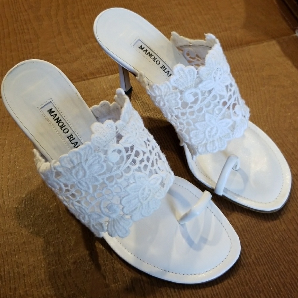 Manolo Blahnik white lace mules! Sz 37