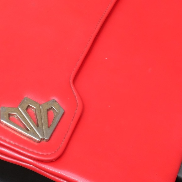 VTG 80s Red Convertible Shoulder Hand Bag Clutch Purse Built-in Compact Mirror - Picture 16 of 16