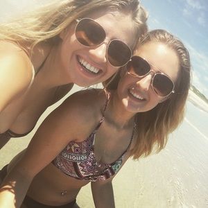 Meet your Posher, Marisa