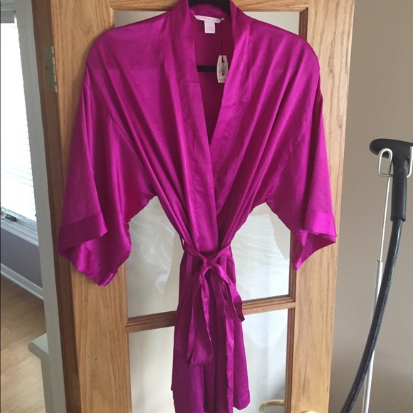 Victoria's Secret Other - NWT Victoria's Secret robe in M/L