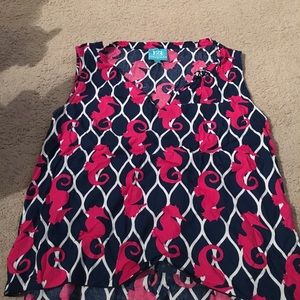 Adorable seahorse top