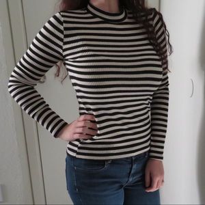 Black & White Striped Long Sleeve Knit Top