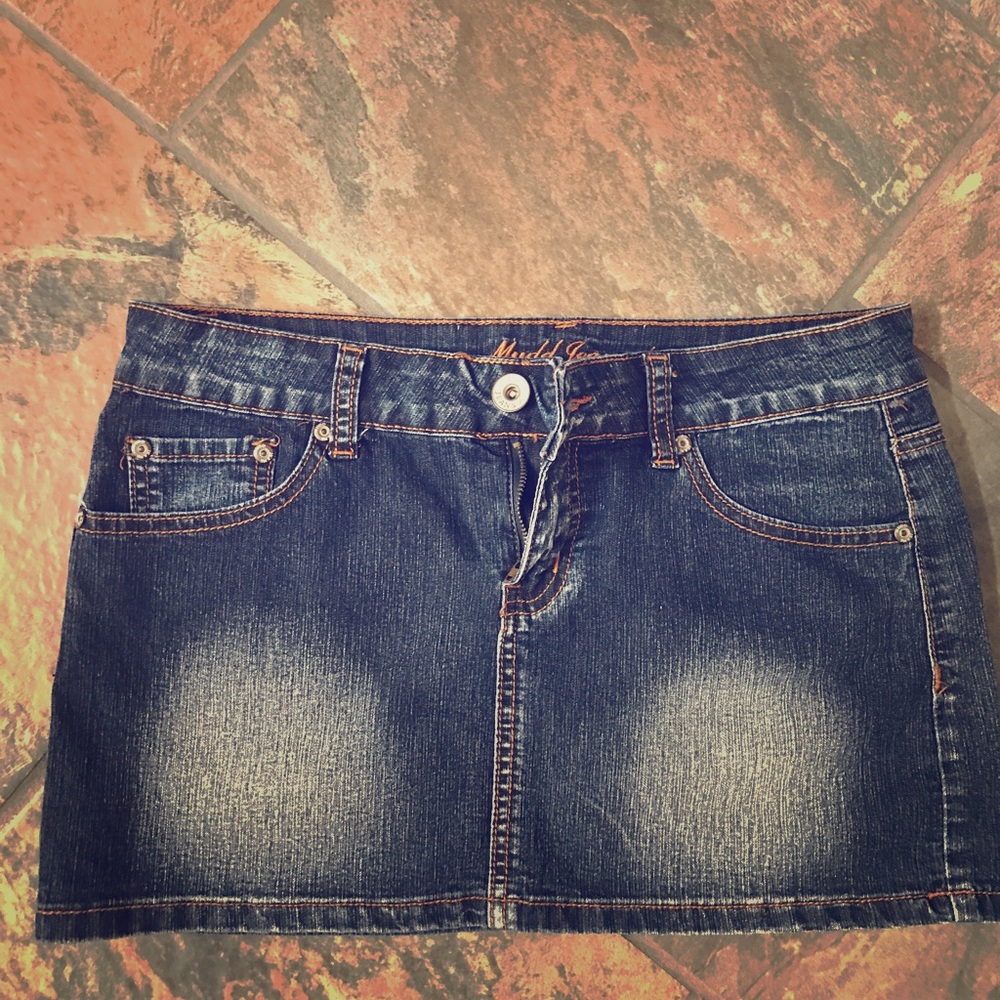 Skirt SOLD on Ⓜ️