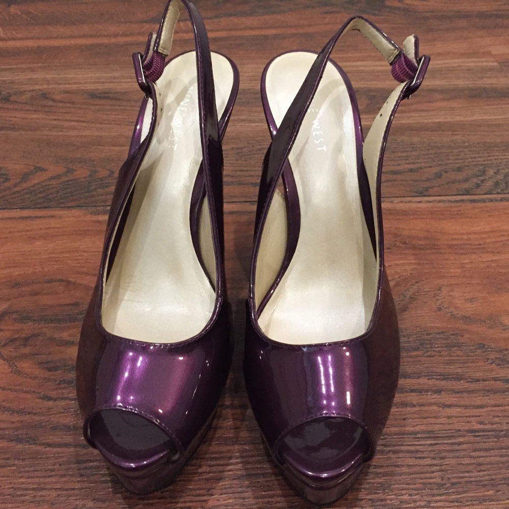 Purple patent wedge