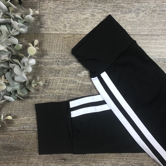 Striped Fitness Leggings - Picture 5 of 8