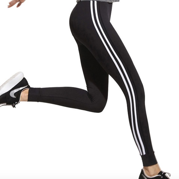 Striped Fitness Leggings - Picture 7 of 8