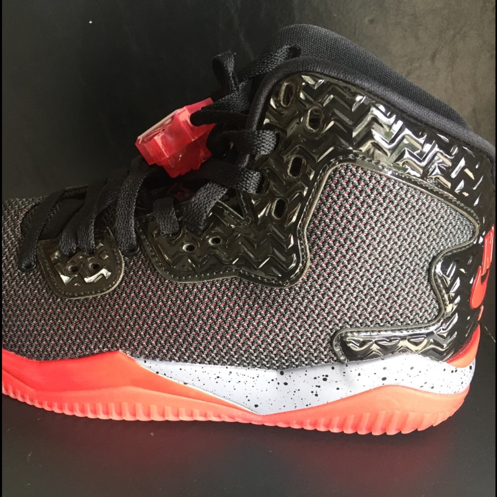 Air Jordan spizke 40 pe