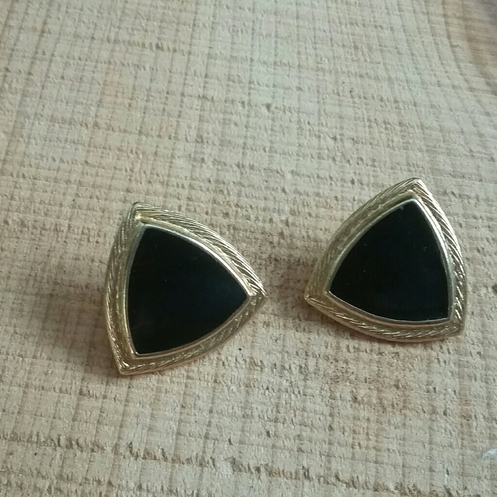 Vintage pierced earrings.