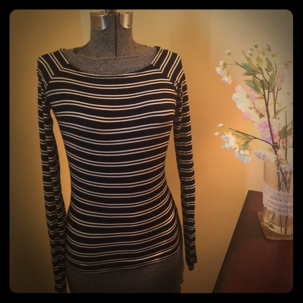 Black with white stripe fitted shirt