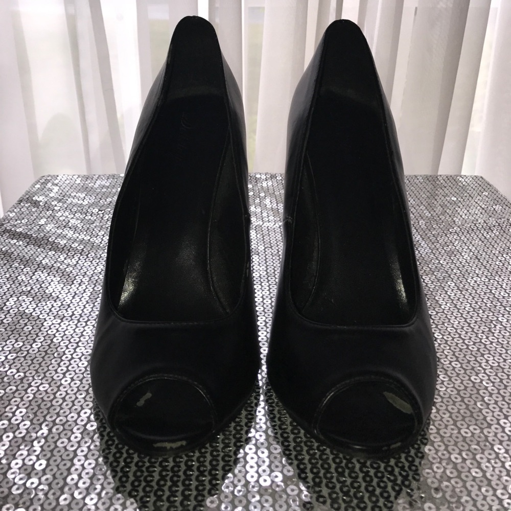 Black Peep-Toe Wedges sz 10
