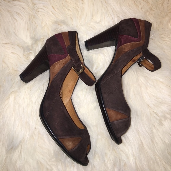 Sofft 8.5M Sandals - Picture 3 of 8