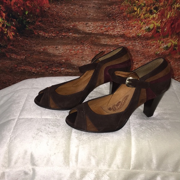 Sofft 8.5M Sandals - Picture 8 of 8