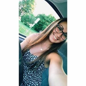 Meet your Posher, Rebecca