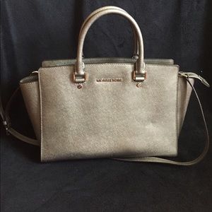 Micheal Kors large Selma bag
