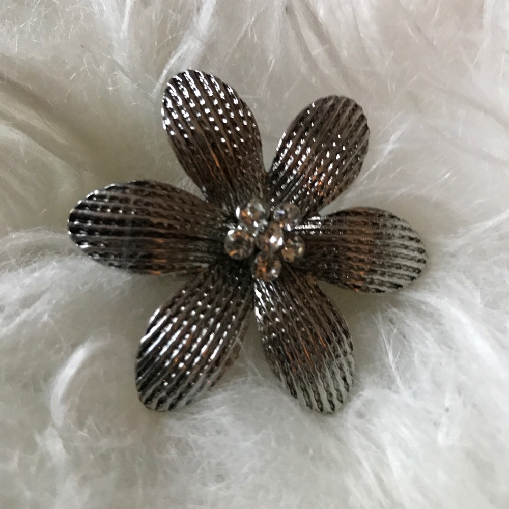 Silver Flower ring