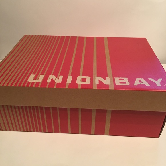 Unionbay Men\'s Chukka Boots