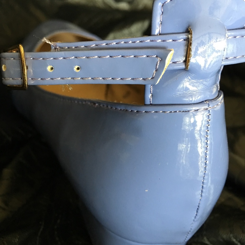 Pretty periwinkle pump! - Picture 3 of 3