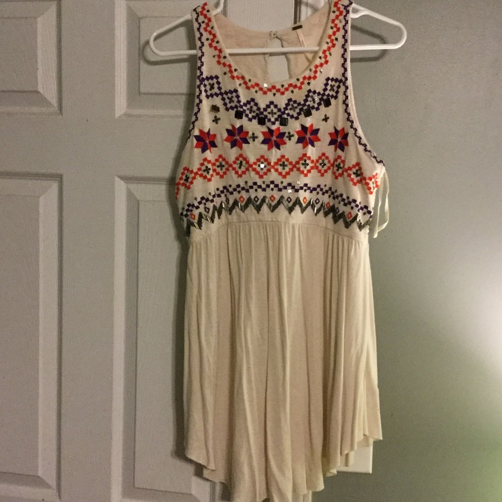 Free people long cream tank with design