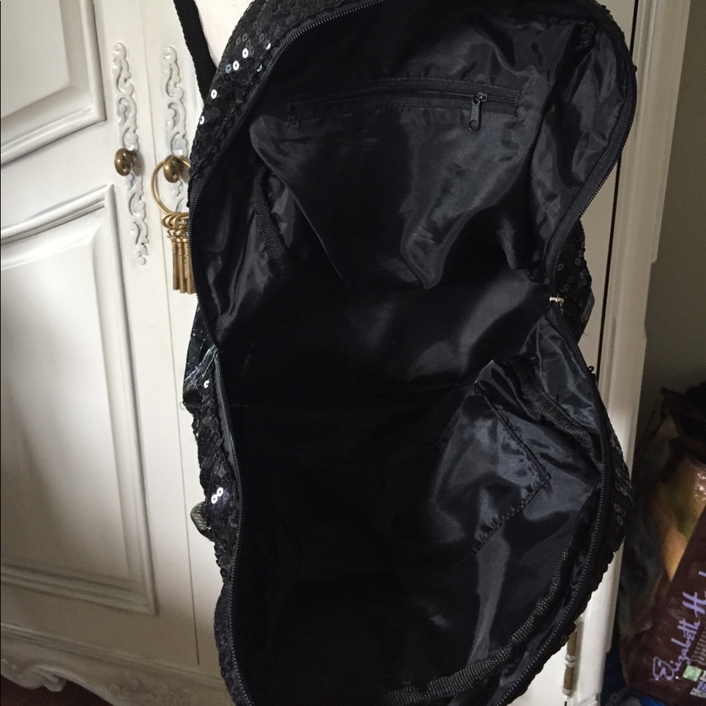 Backpack - Picture 2 of 2