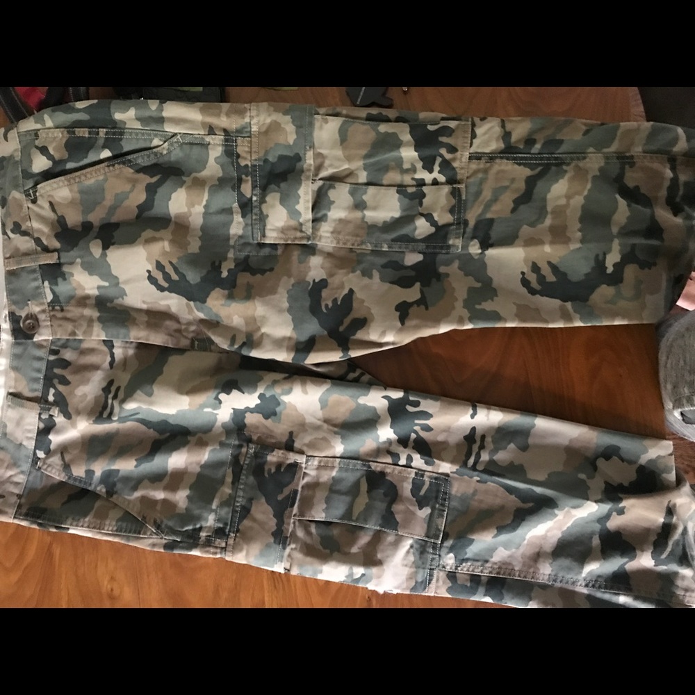 Levi's Mens Camo Pants