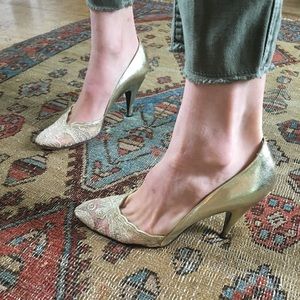 Gold Metalic Lace Heels Stuart Weitzman Martinique