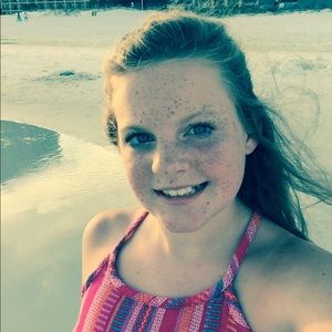 Meet your Posher, Hayley