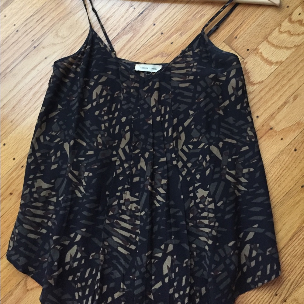 ⭐️Donating 10/26⭐️ Urban Outfitters silk top - Picture 3 of 4