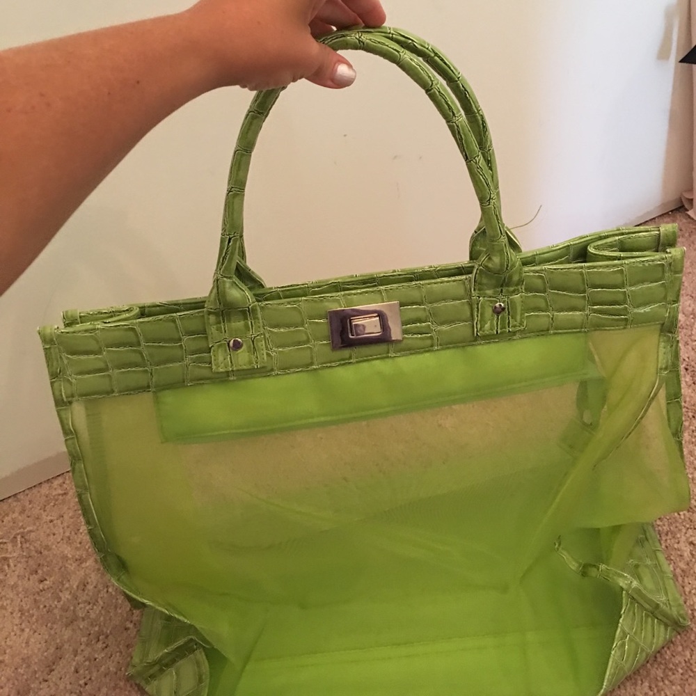 Murval Green Tote Bag