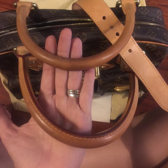 Louis Vuitton purse - Picture 8 of 8