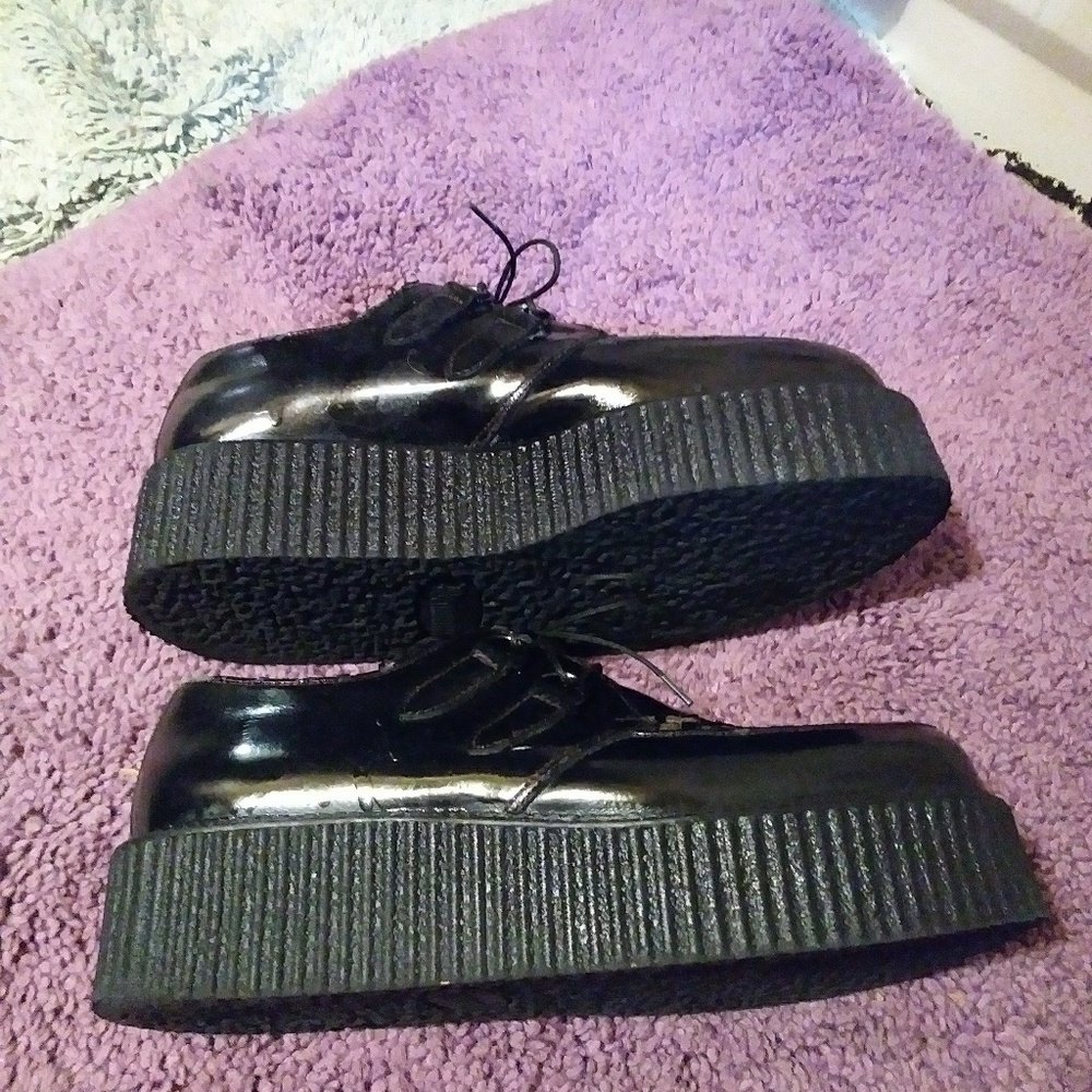 $98 Demonia 402 Creepers ! HIDDEN COMPARTMENTS