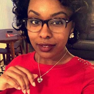 Meet your Posher, Olivia