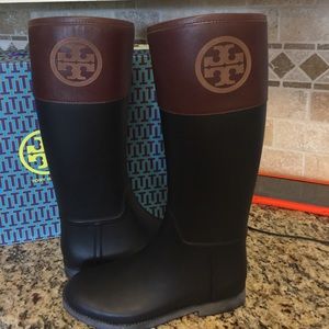 🎉🎉Tory Burch rain boots size 10 New in box🎉🎉