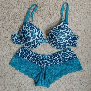 Blue leopard print bra and panty set