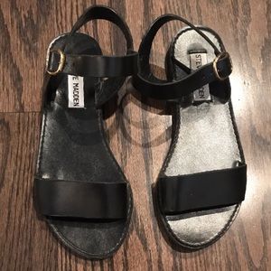 Black Steve Madden Donddi Sandal