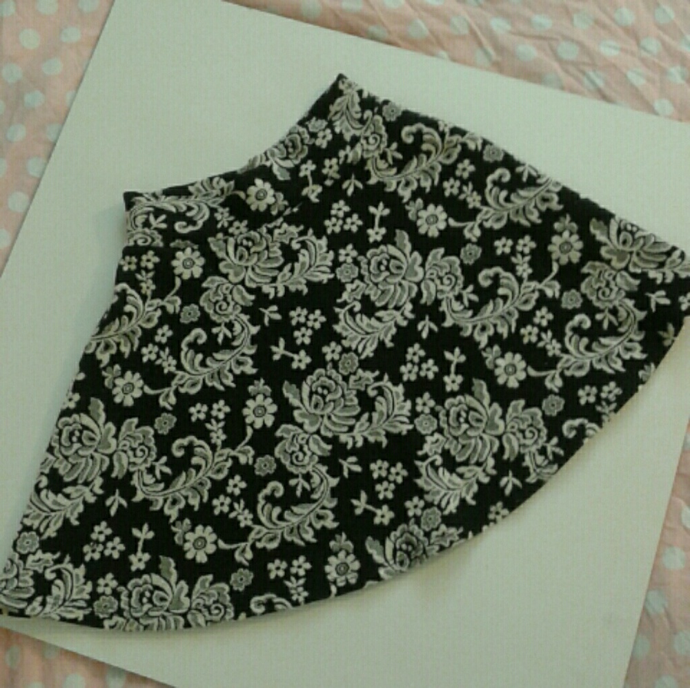 Fit and flair skirt