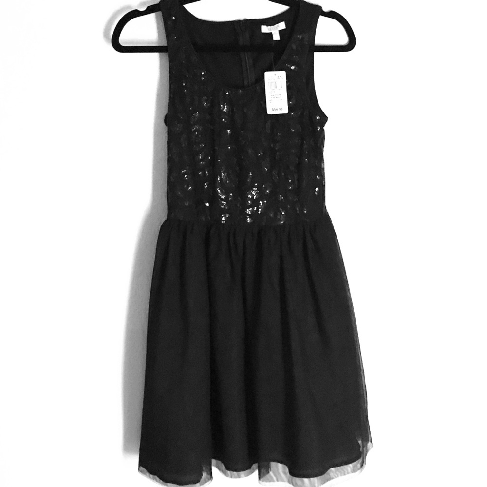 👗DELIA'S - SEXY, SLEEVELESS, SHEER TOP W. SEQUINS