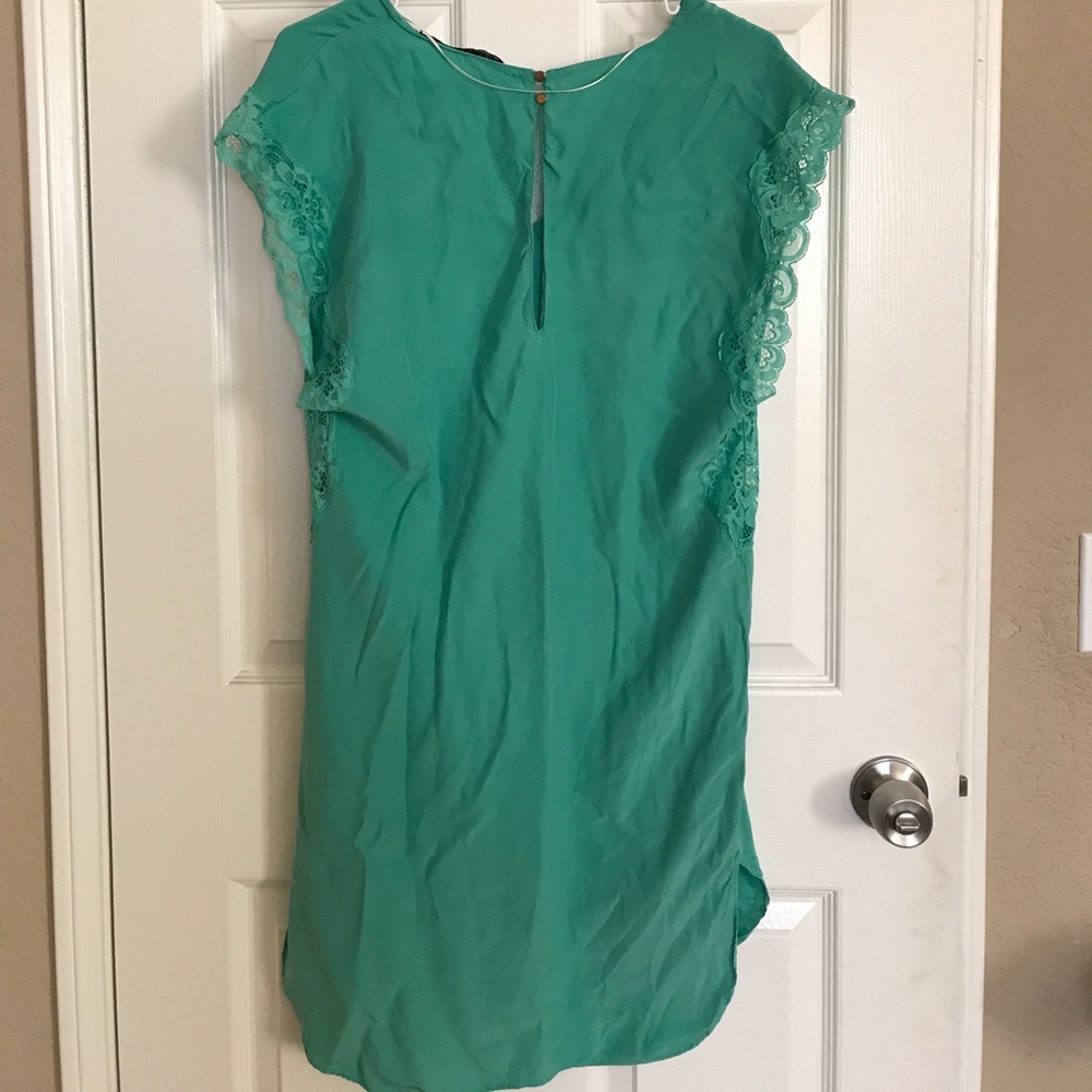 Mini dress - Picture 2 of 3