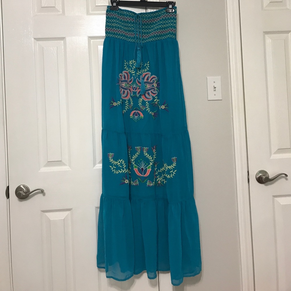 Strapless dress
