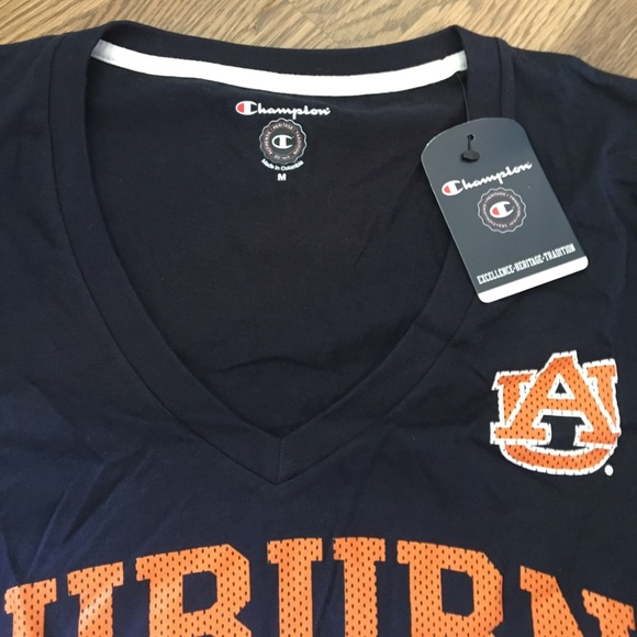 NWT Women's Auburn Tigers tee, size Medium - Picture 2 of 4