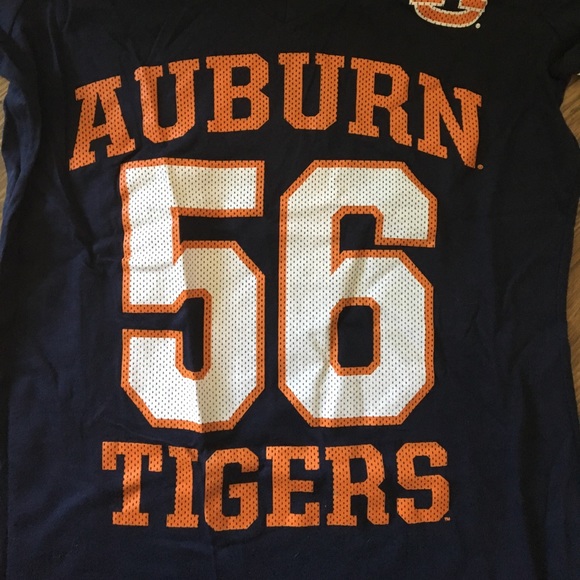 NWT Women's Auburn Tigers tee, size Medium - Picture 3 of 4