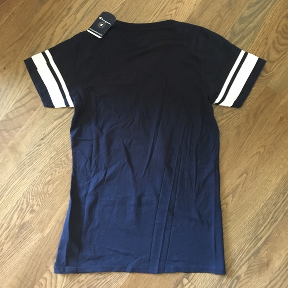 NWT Women's Auburn Tigers tee, size Medium - Picture 4 of 4