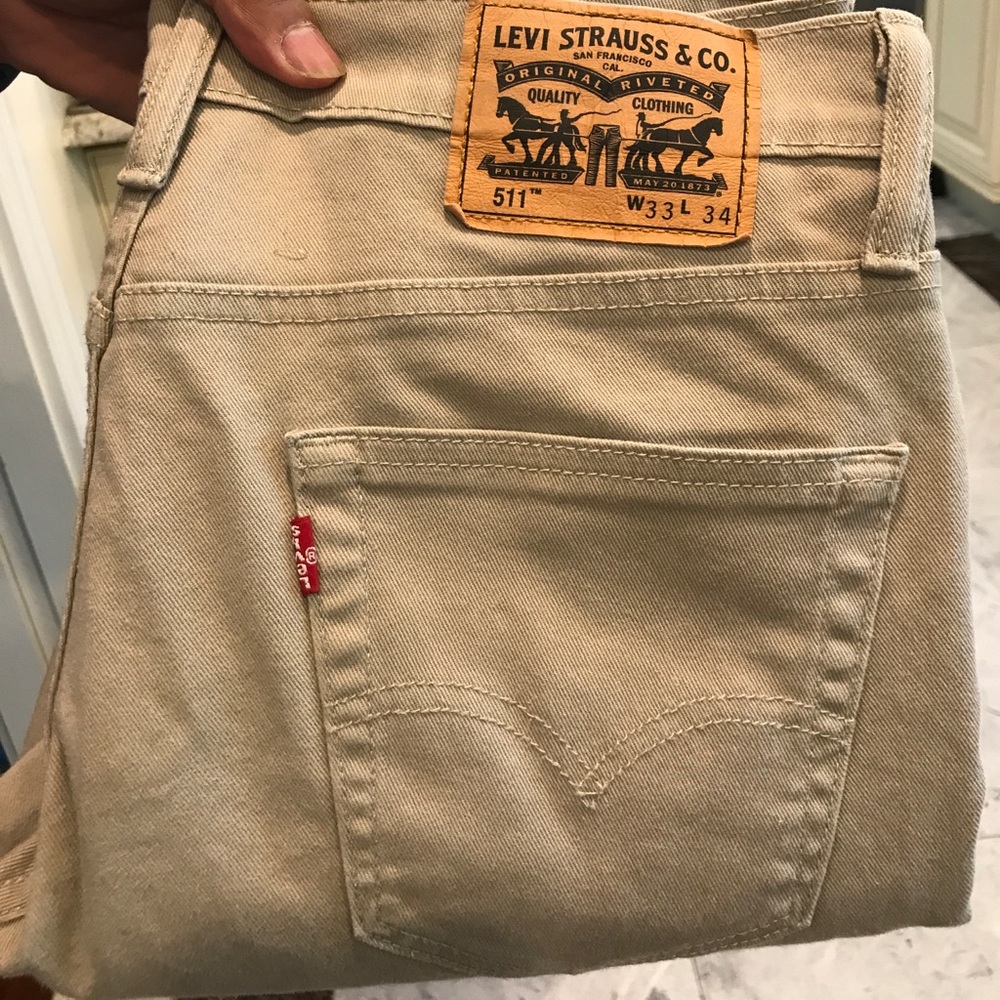 Levi's 511 33x34 MENS KHAKIS