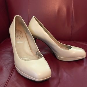 Rockport  Pumps 👠 Like New!