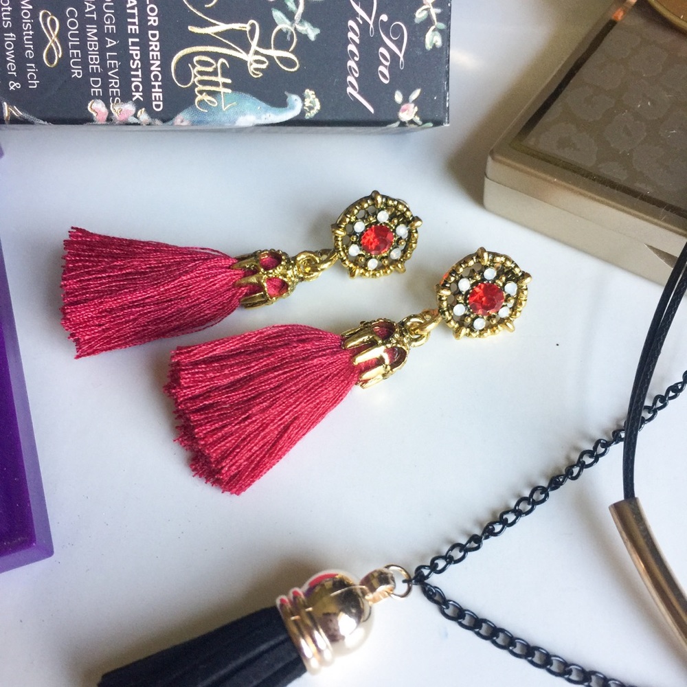 Crimson red bronzed tassel drop dangle earrings - Picture 1 of 7