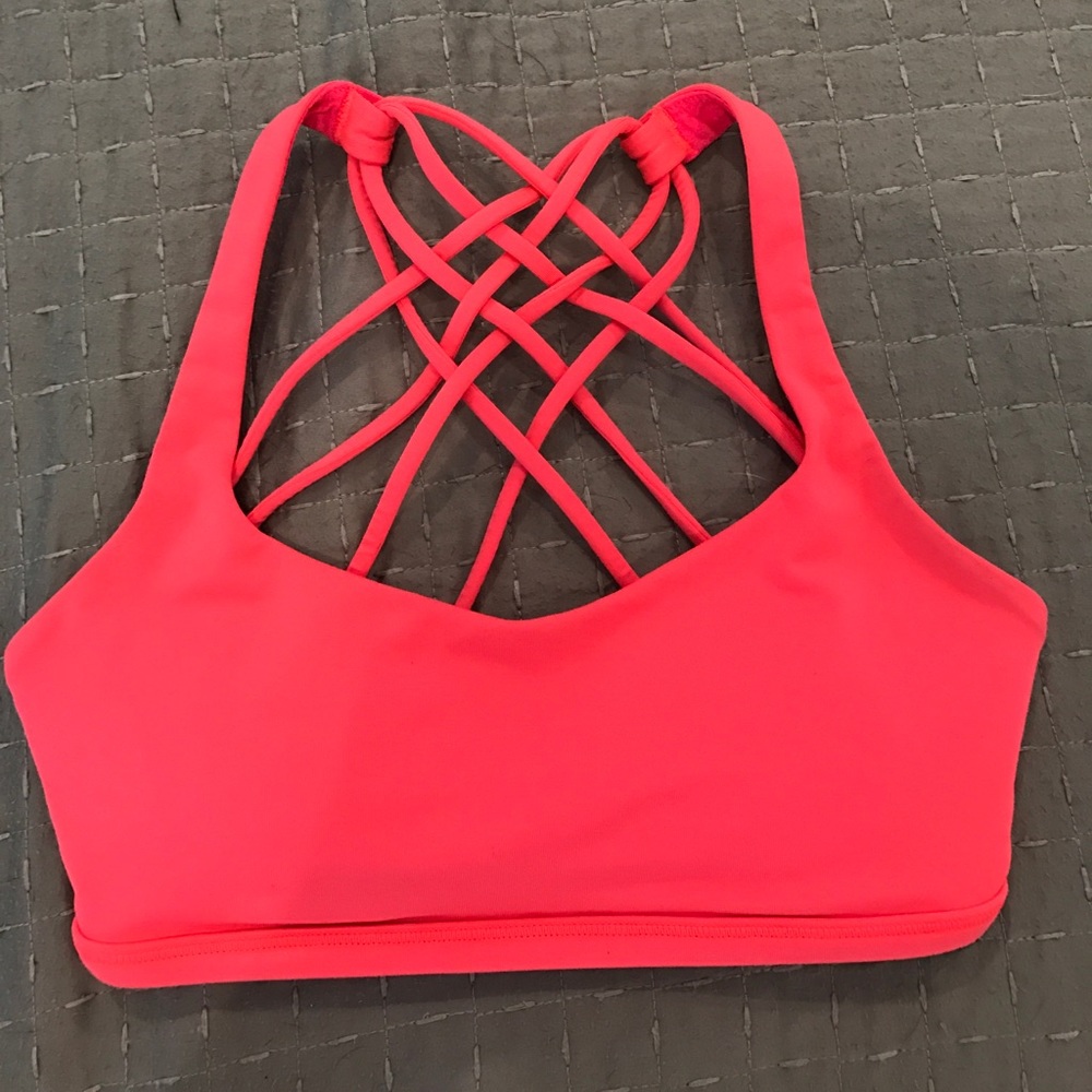 Lululemon Free to be wild sports bra