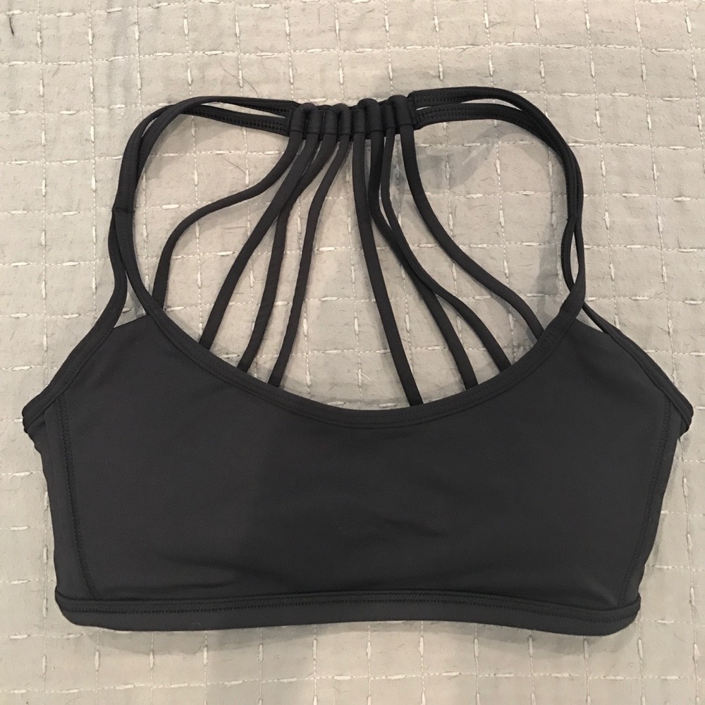 Lululemon Free to be wild sports bra (new style)
